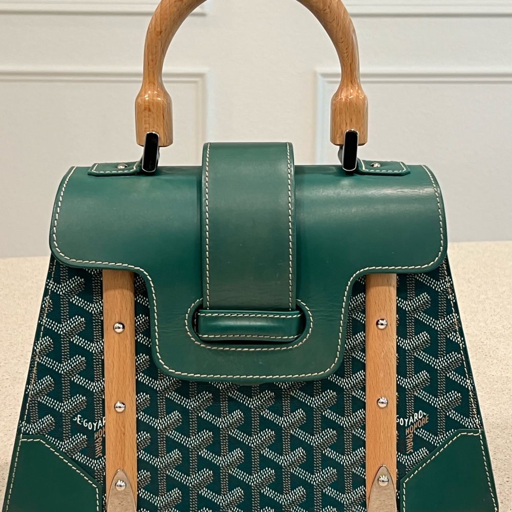 Elegant Green Handbag